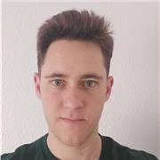 Profesor joven y entusiasta, amante del aprendizaje y de poder hacer lo propio con mis alumnos. Desde primaria a universidad